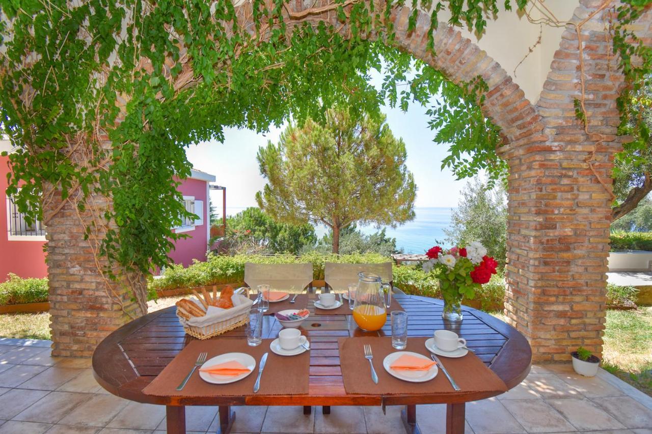 Corfu Resorts Apartments Pelekas Buitenkant foto