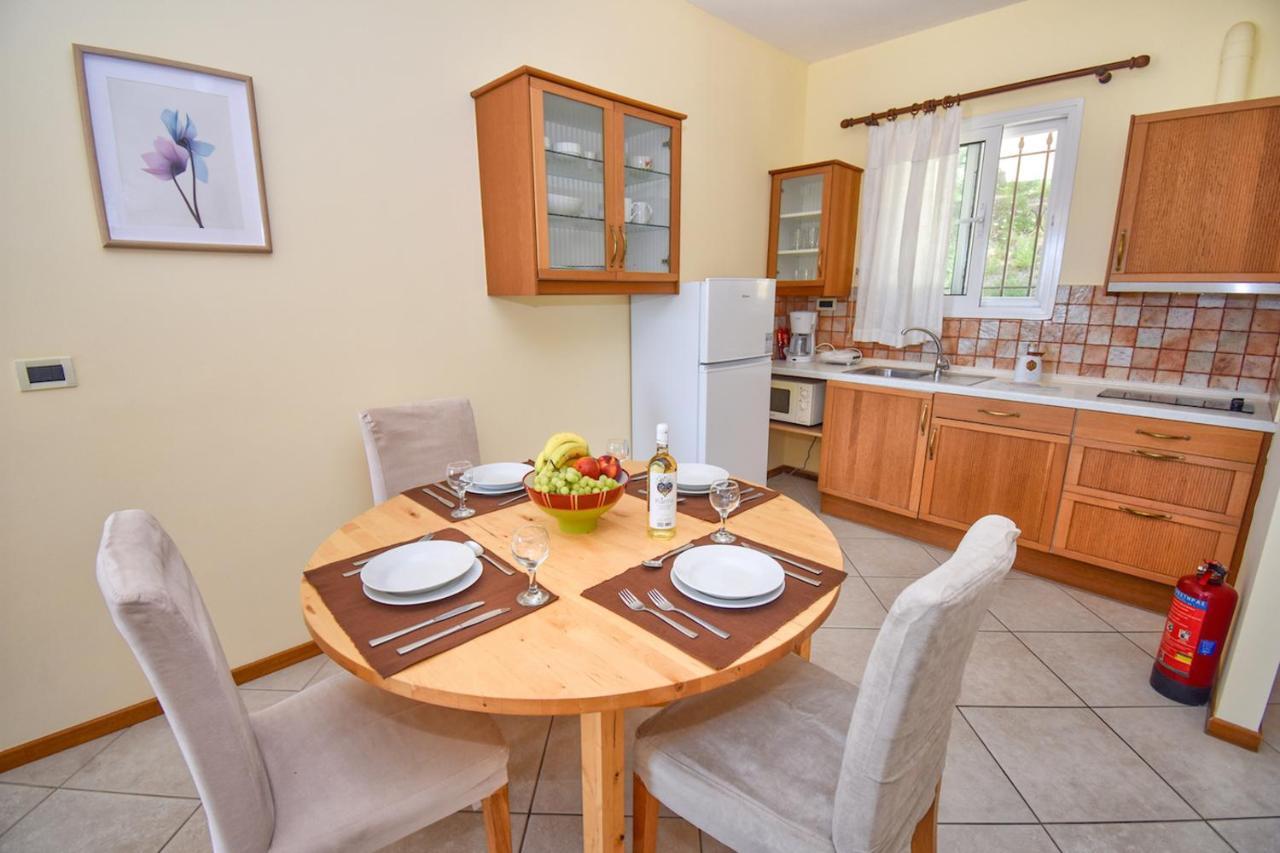 Corfu Resorts Apartments Pelekas Buitenkant foto